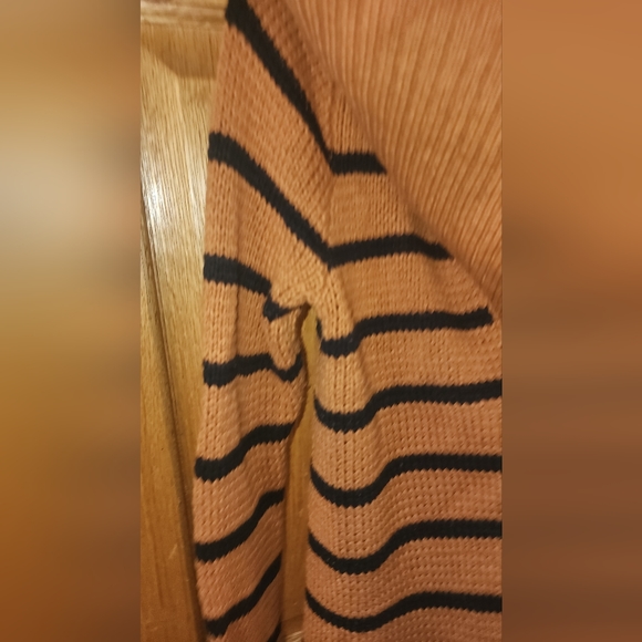 Genuine Volcom Women’s Cardigan Sweater Left Loosey Wrap Love A Lefty Stripe - Picture 3 of 13